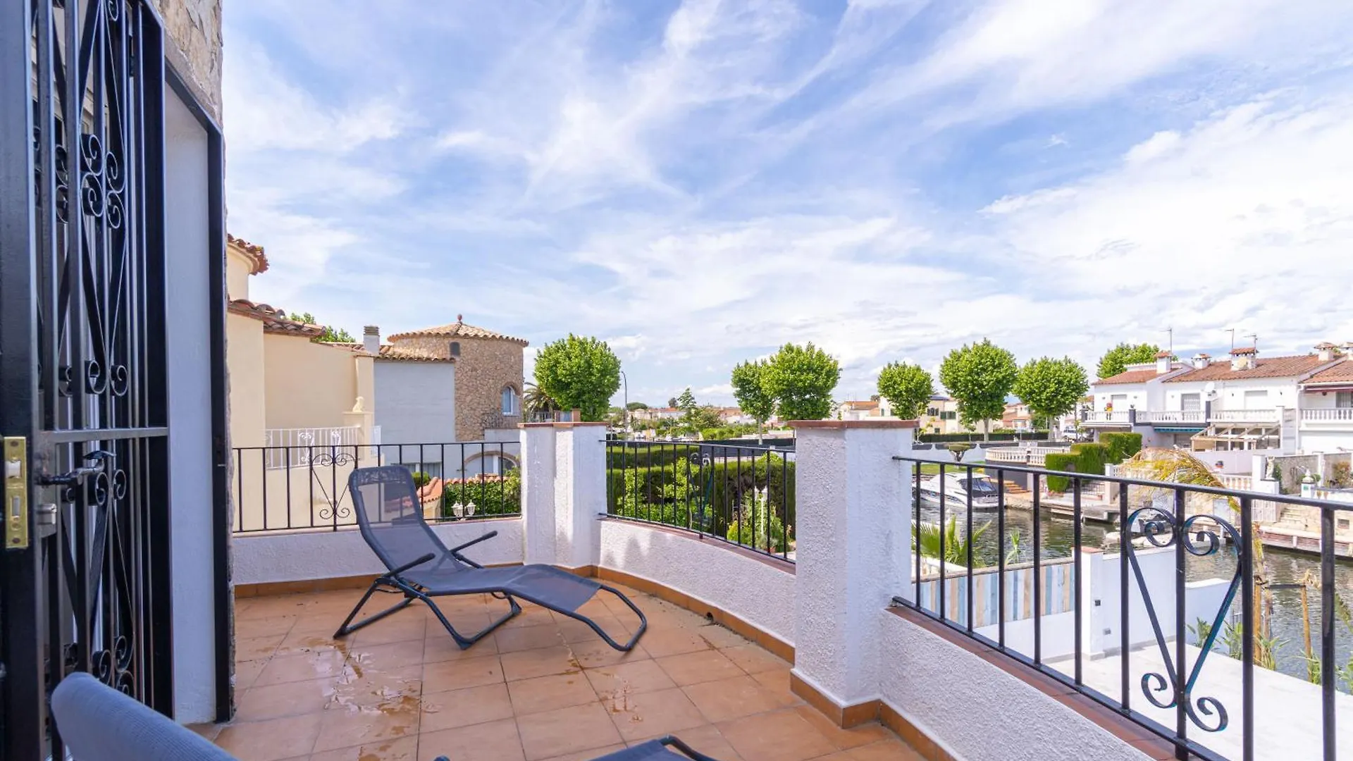 Villa 150-Empurialola- Preciosa Casa Con Piscina Y Amarre En Empuriabrava