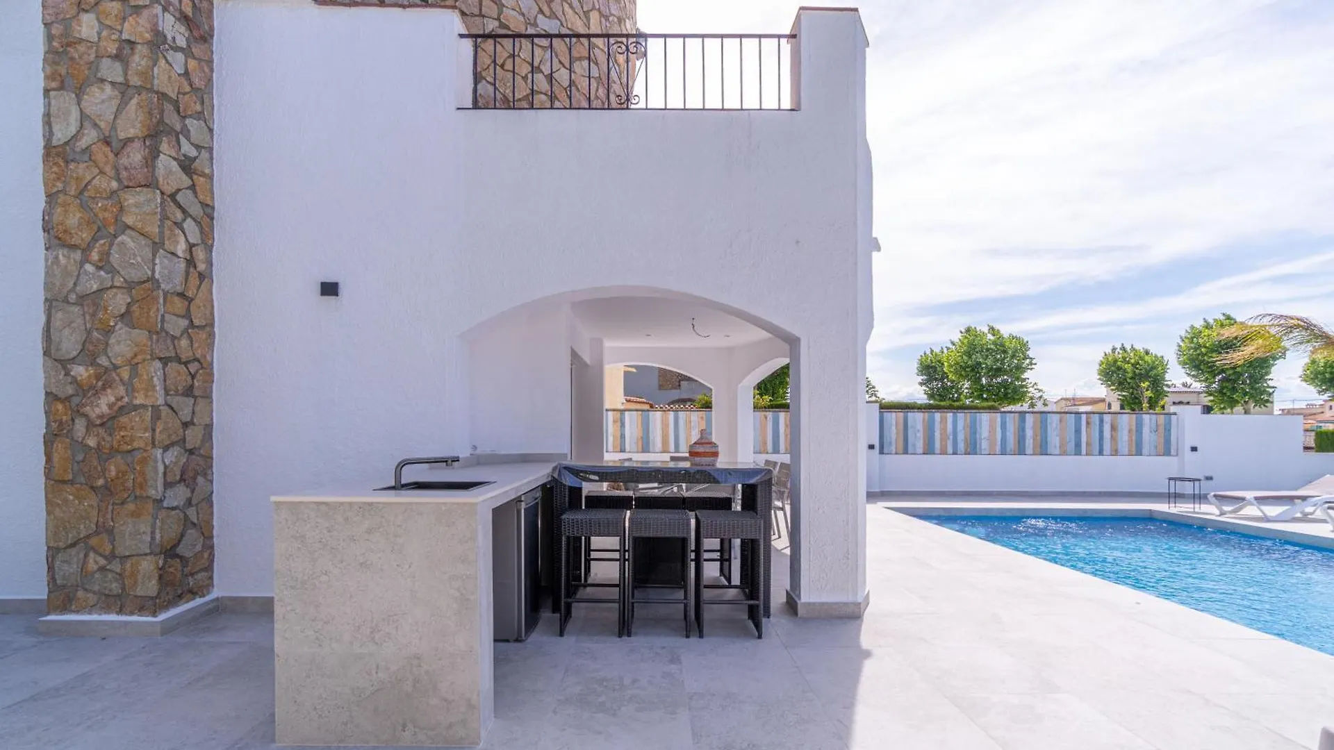 Villa 150-Empurialola- Preciosa Casa Con Piscina Y Amarre En Empuriabrava Spagna